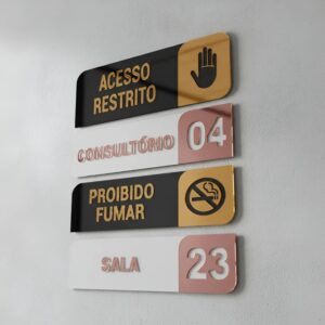 Placas Identificação/ Sinalização Denise Lage Designer